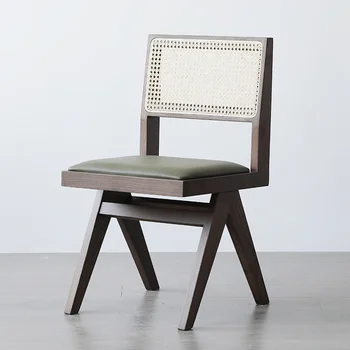 Роскошный обеденный стул из массива дерева в скандинавском стиле, обеденный стул из кожи Виндзорского рога, современная мебель Sillas от президента Чандигарха на заказ