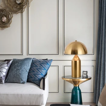 Простые современные золотые лампы, спальня, кабинет, прикроватная тумбочка, модная, креативная, персонализированная декоративная настольная лампа